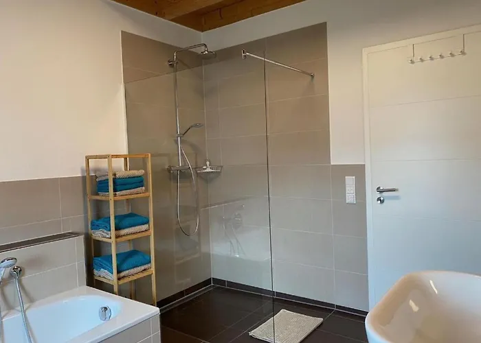 Marlen * 萨勒河畔瑙姆堡